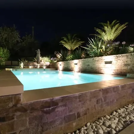 Luxury With Large Pool * סן טרופז