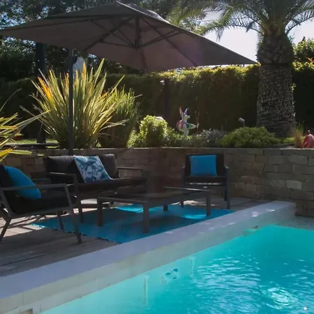 Βίλα Luxury With Large Pool